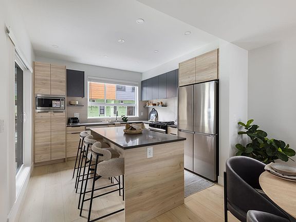 3rd image of 30530 Cardinal Ave #74