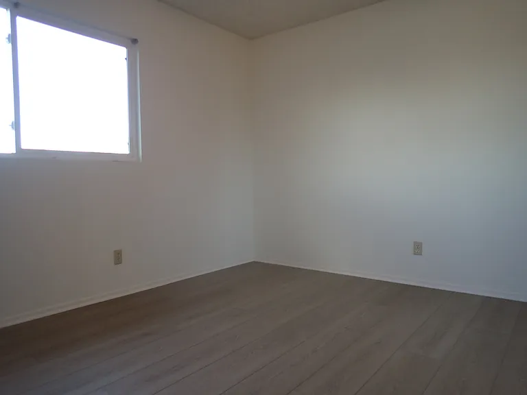 7846 Connie Dr — Photo 22