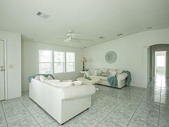 4th image of 1182 Iriquois Dr