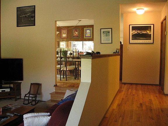 5th image of 119 Westmoor Ct