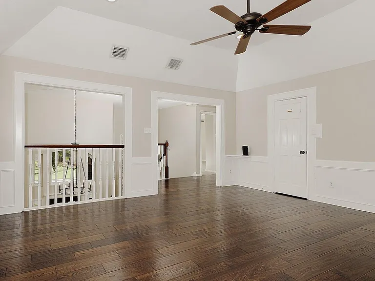 2 Silverstrand Pl — Photo 25