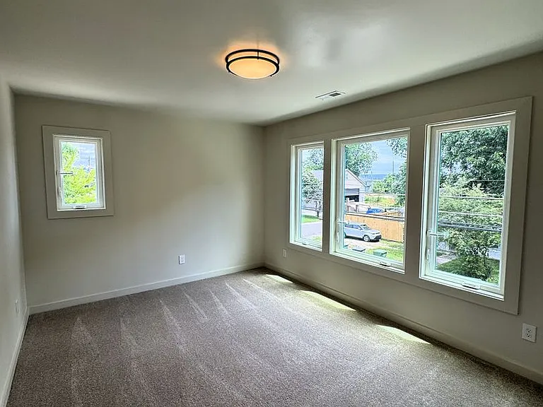 2504 Freeman Rd SW — Photo 13