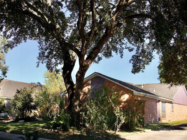 15118 Paso Real Dr, Houston, TX 77083