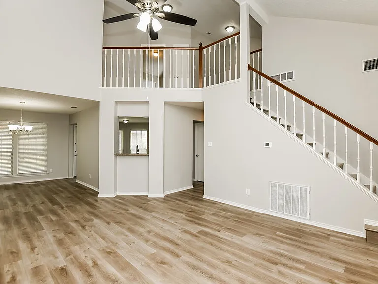 4605 Birchbend Ln — Photo 7