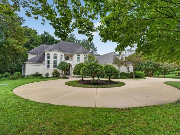 6N538 Brookhaven Ln, Campton Hills, IL 60175