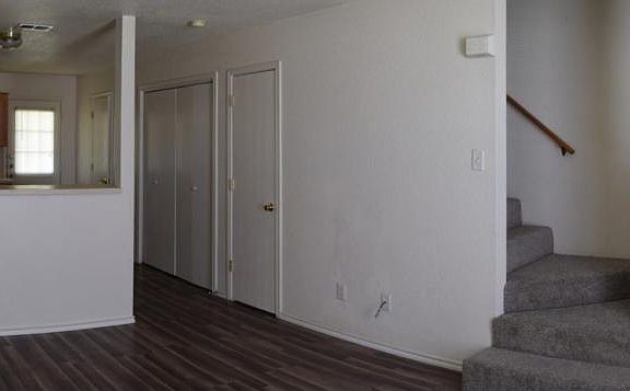 004_Living Room_12312021