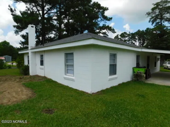 1000 Butler Ford Road, Vanceboro, NC 28586