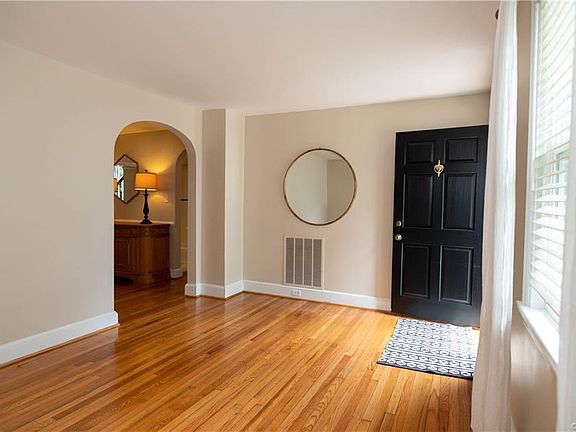 4th image of 5904 Kensington Ave