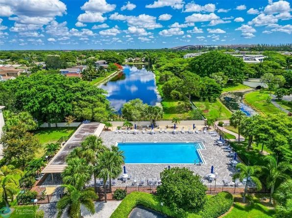 1903 Bermuda Cir UNIT E3, Coconut Creek, FL 33066