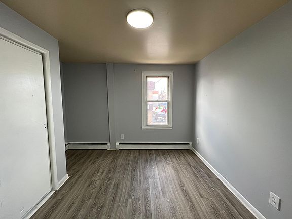 3rd image of 334 Broadway #3