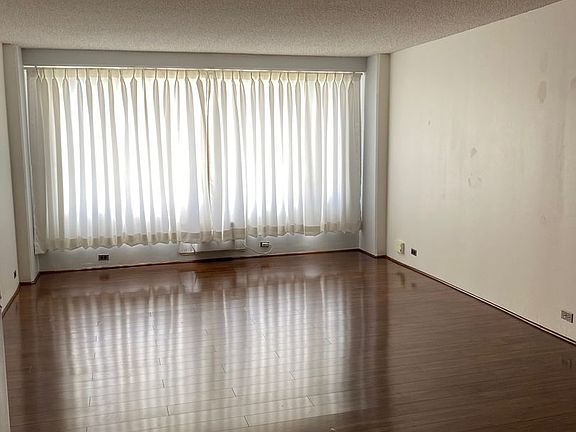 4th image of 747 Amana St APT 917