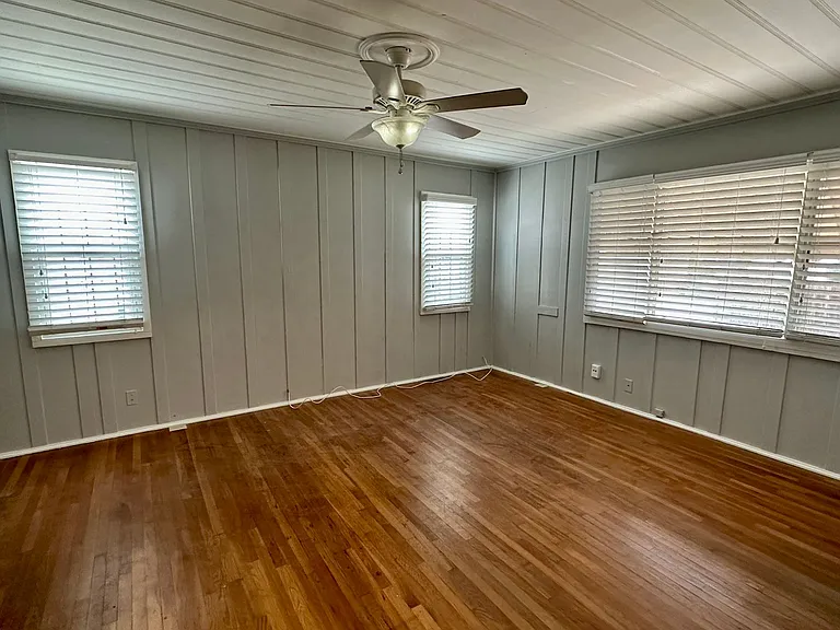4561-4565 Altadena Ave — Photo 4