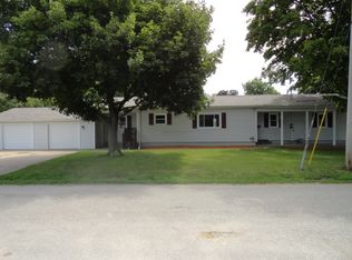 320 W Euclid Ave, Monmouth, IL 61462