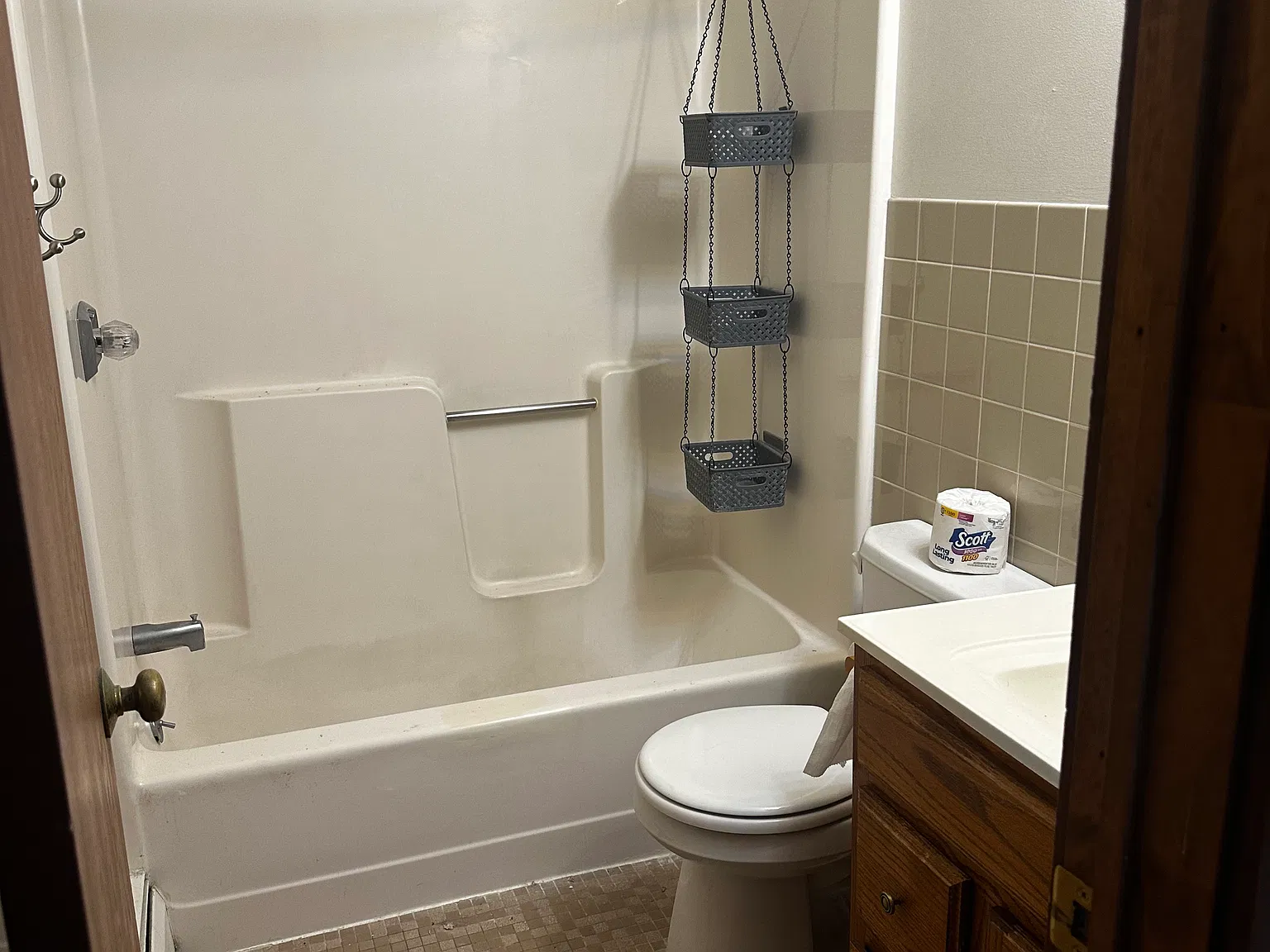 1 bed, 900 sqft, $1,000 — Photo 3