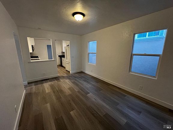 5th image of 654 Porter Street