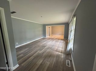 724 Paula St, Bolivar, TN 38008