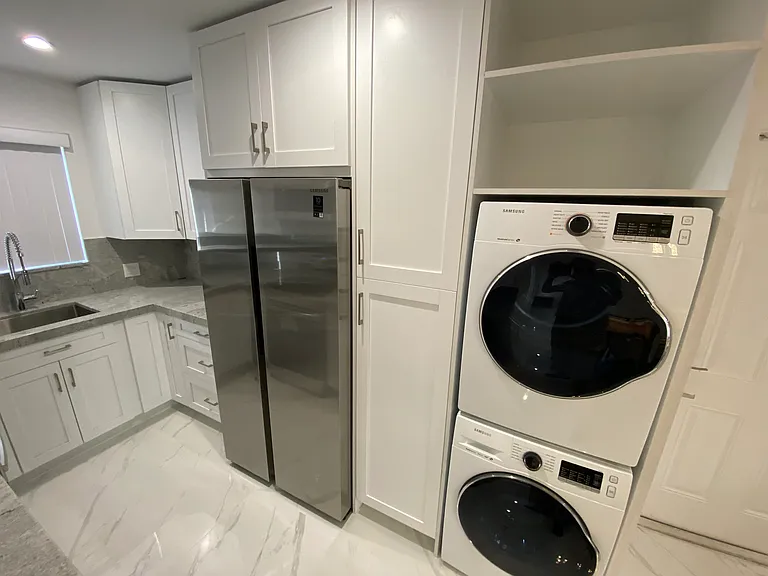 951 SW 68th Ct — Photo 8