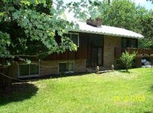 49 Mayfair Rd, Poughquag, NY 12570