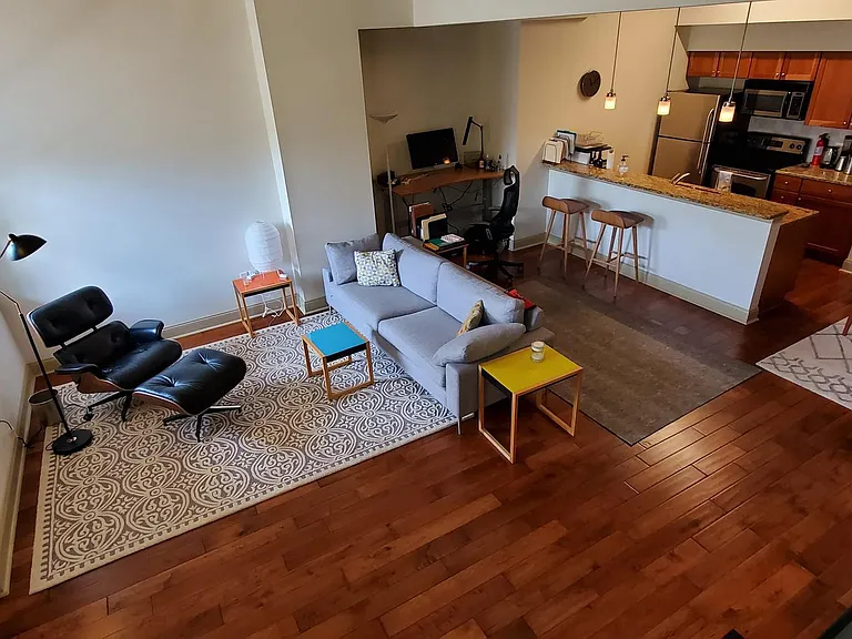1 Academy Cir #311 — Photo 1