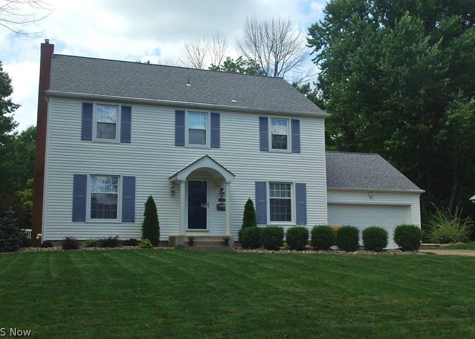 1st image of 100 Dartmouth Dr