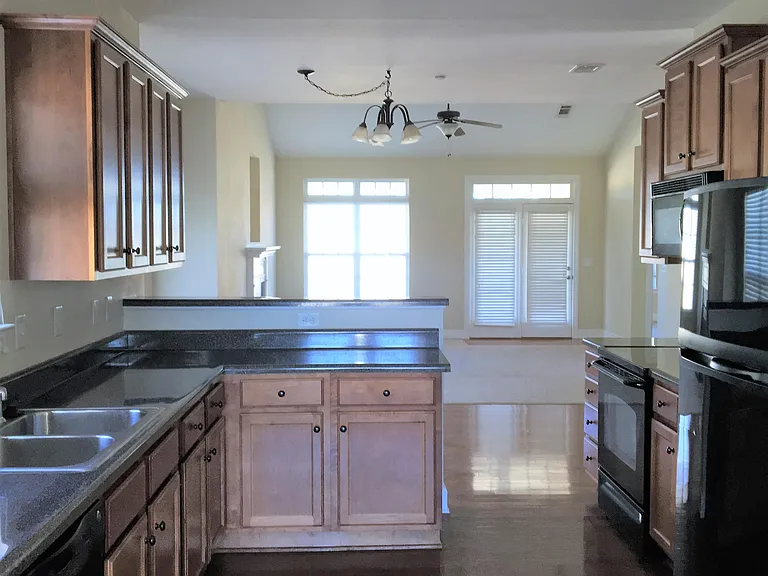 247 Dobson Branch Ct — Photo 7