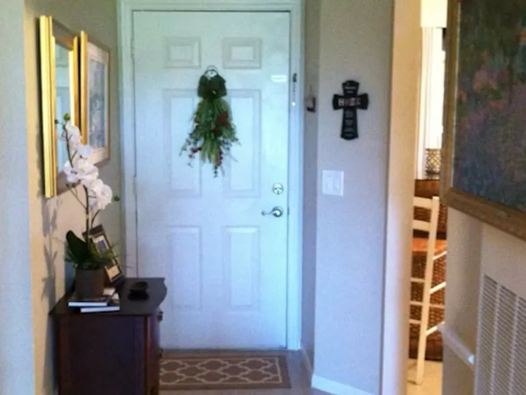 Hamptoncrest 201 Cir — Photo 21