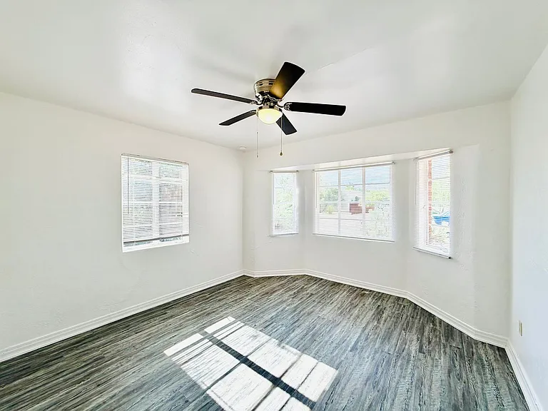 Timrod4134-4136 — Photo 10