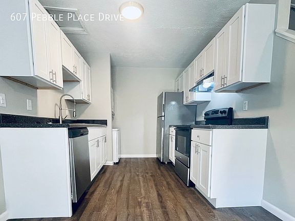 5th image of 607 Pebble Place Dr #N