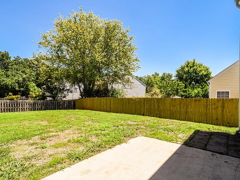 4116 Everest Dr — Photo 16