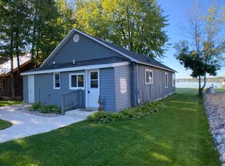 W6313 Webers Point Rd, Shawano, WI 54166