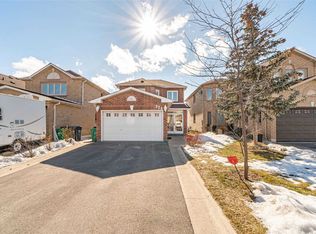 224 Kingknoll Dr, Brampton, ON L6Y4X4