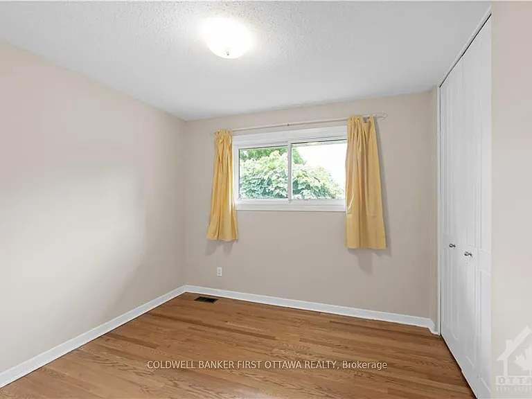 12 Oakwood Ave — Photo 16