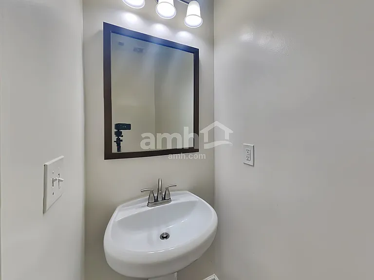 3872 Rosebud Park Dr — Photo 10