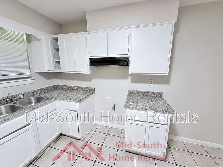 5151 Corkwood Dr — Photo 9