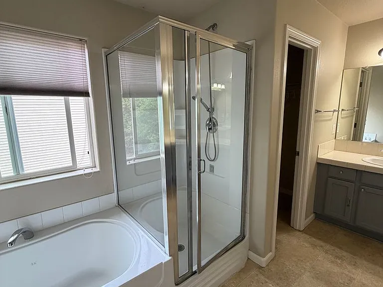 6108 NE 84th Ave — Photo 27