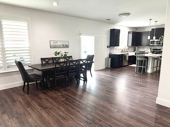 4th image of 9033 Blackstone Dr