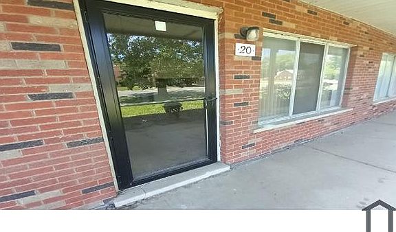 2nd image of 4535 Cadieux Rd APT 20