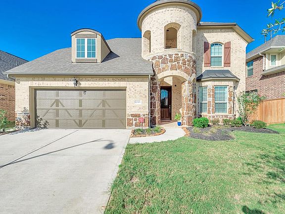 3rd image of 12315 Portici Dr