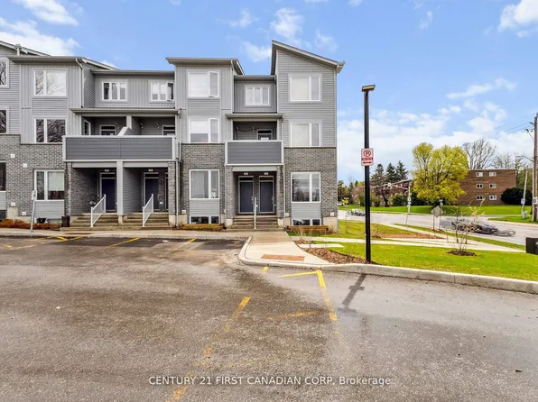 990 Deveron Cres #21, London, ON N5Z 0B3