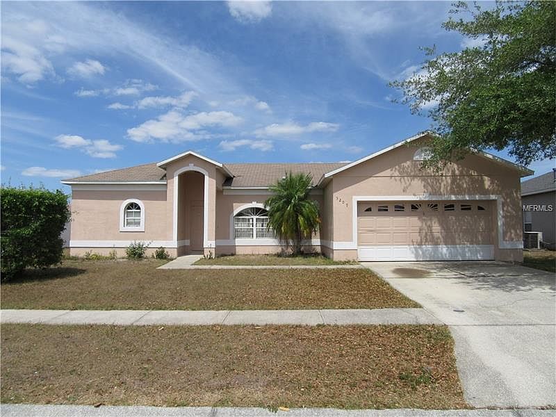 1st image of 5209 Jasmine Trace Ln
