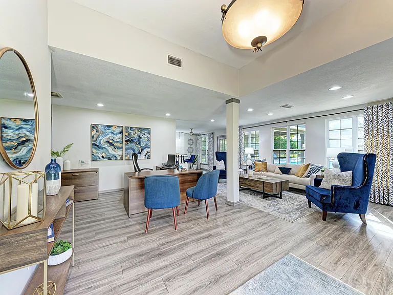 Leasing Office