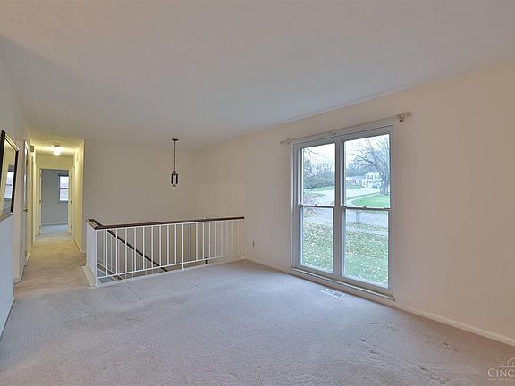 4th image of 28 New Briton Cir