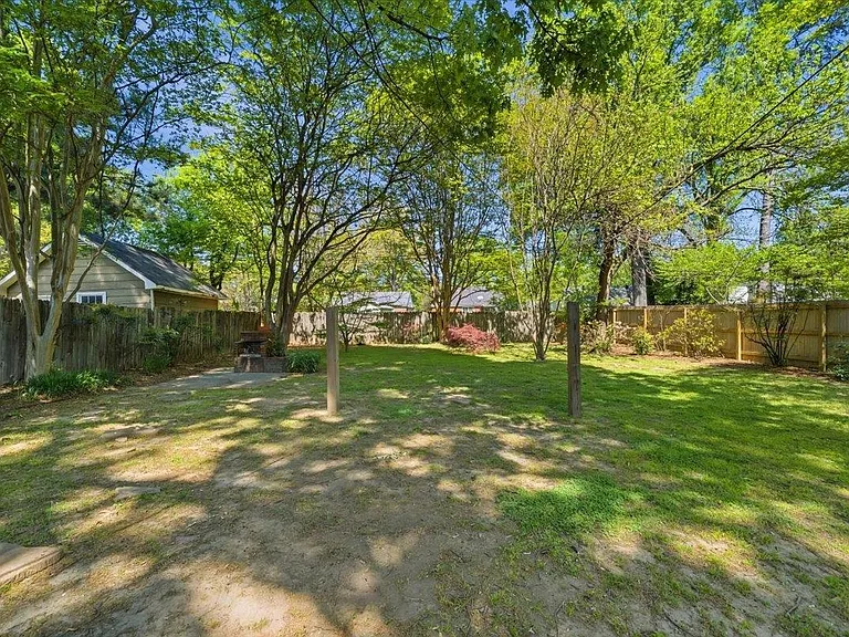 3784 Philwood Ave — Photo 33