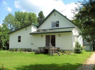 N10088 Henn Rd, Clintonville, WI 54929