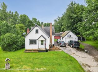 9614 E Vermontville Hwy, Dimondale, MI