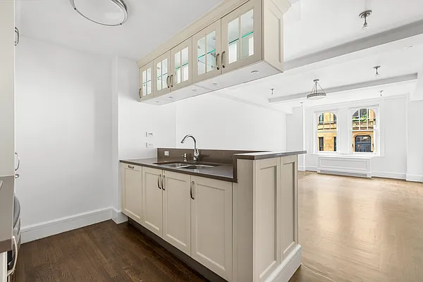 Rented by Compass | media 1