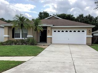 1733 Hawkins Cove Dr E, Jacksonville, FL 32246
