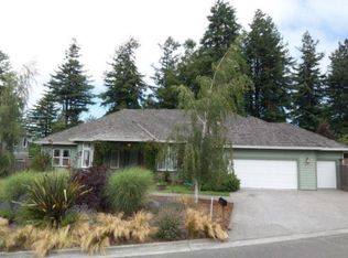 1286 Diamond Dr, Arcata, CA 95521