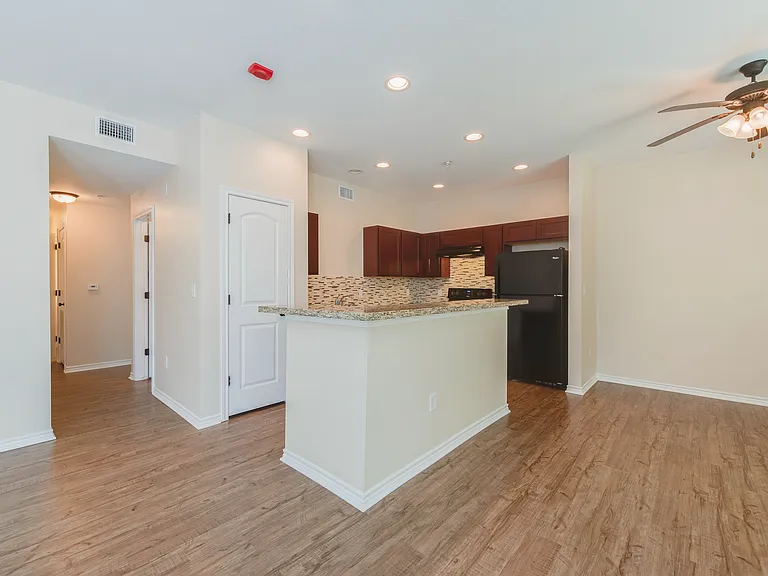 Falcon Point — Photo 121
