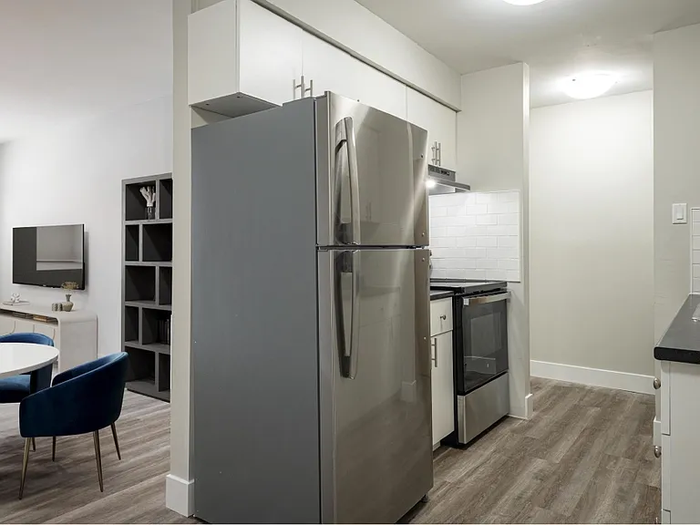 34 Frederick Ave #203 — Photo 3